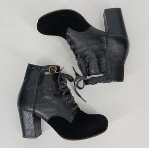 Chie Mihara Leather Lace Up Ankle Boots
